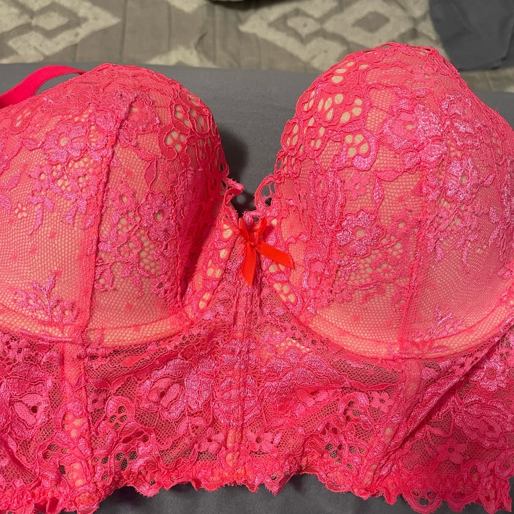 Victoria’s Secret lace bustier